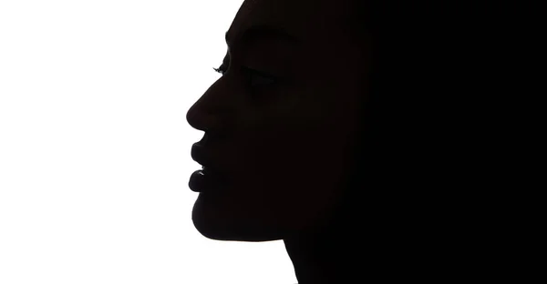 Perfil negro de uma mulher africana. — Fotografia de Stock