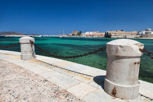 Vista para o porto de Favignana — Fotografia de Stock