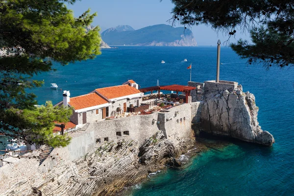 Petrovac şehir, Karadağ