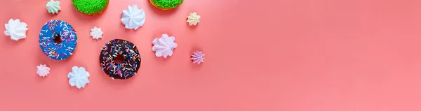 Delicious Multicolored Donuts Meringues Pink Background Banner Place Your Text — Stock Photo, Image