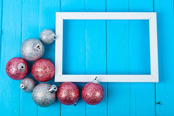 Frame Kerstdecor Een Blauwe Achtergrond Kerstkaart Plaats Voor Tekst — Stockfoto