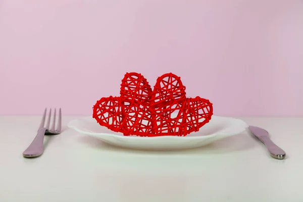 San Valentino Cena Romantica Con Cuori Rossi Sfondo Rosa Copia — Foto Stock