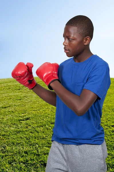 Preto Adolescente Boxer — Fotografia de Stock