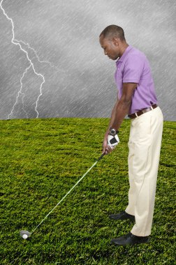 erkek golfçü