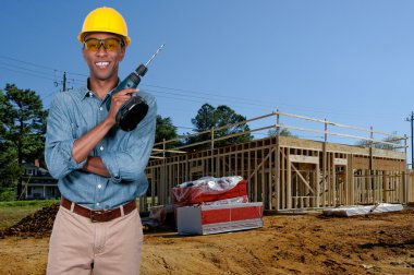 siyah inşaat işçisi