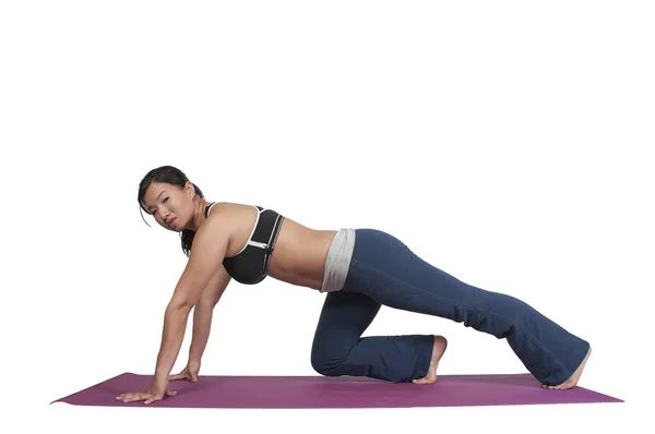 Mujer asiática haciendo yoga —  Fotos de Stock