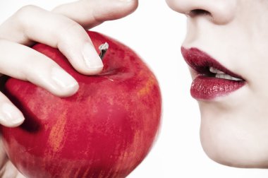 kırmızı lezzetli elma