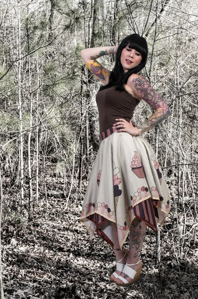 Szép tetovált nő — Stock Fotó