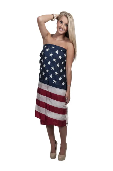 Frau in Fahne gehüllt — Stockfoto
