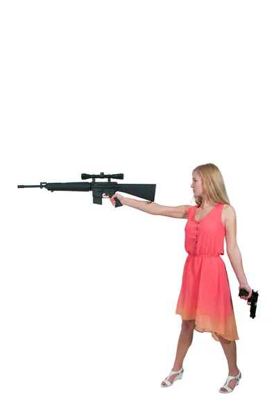 Mujer con rifle de asalto y pistola — Foto de Stock