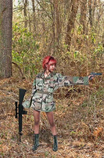 Mulher soldado — Fotografia de Stock