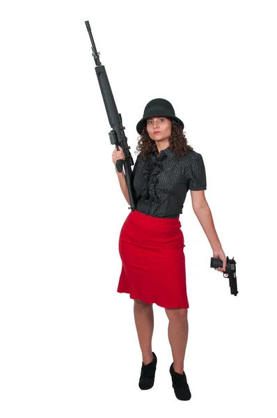 Kobieta z karabin i pistolet — Zdjęcie stockowe