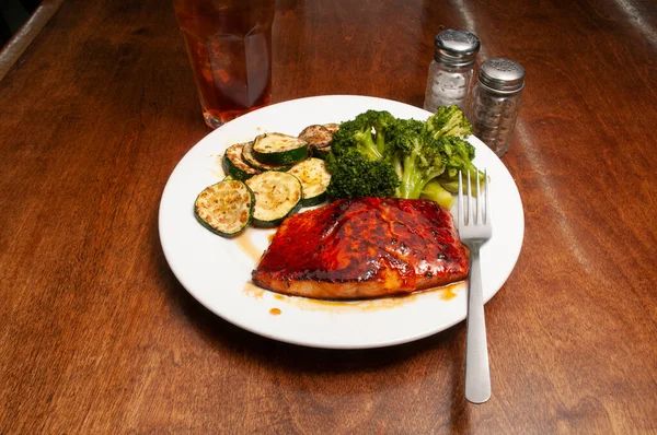 Heerlijke Amerikaanse Keuken Bekend Als Verse Zalm — Stockfoto