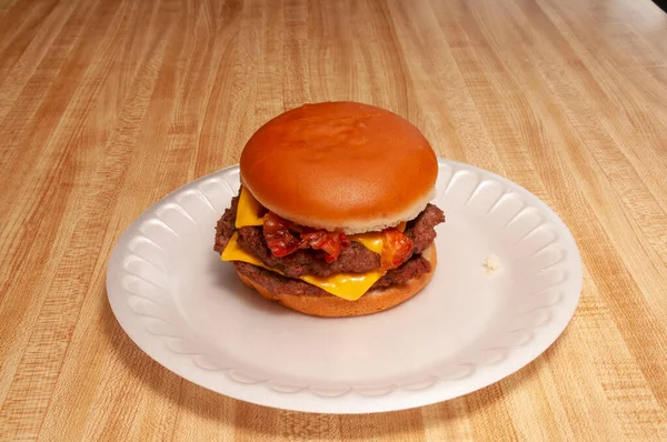 All American Classic Bacon Double Cheeseburger Sesame Seed Bun — 图库照片