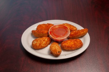 Lezzetli ve otantik jalapeno poppers olarak bilinir.