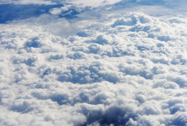 uçak gökten yukarıda görüntülemek