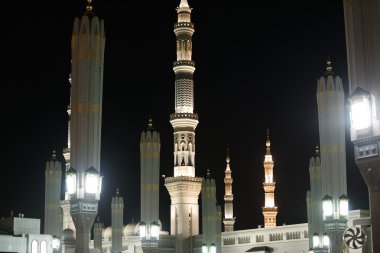 Al madina Camii