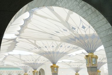 Al madina Camii