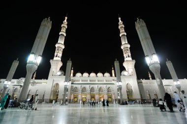 Madina Mosque at night clipart