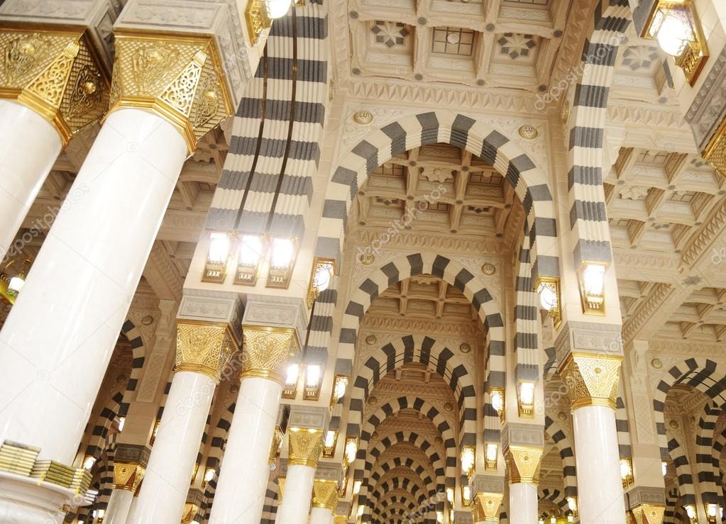Makkah Kaaba mosque indoors pillars decoration