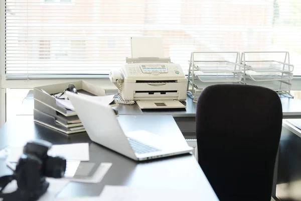 Empty office with nobody in — Stock Photo, Image