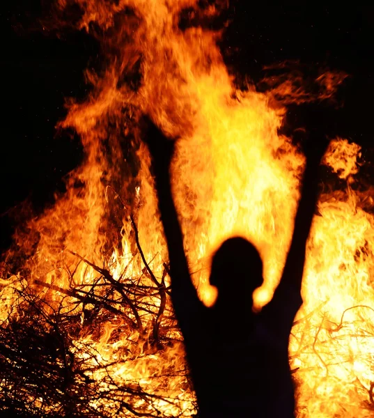 Uomo in fiamme — Foto Stock