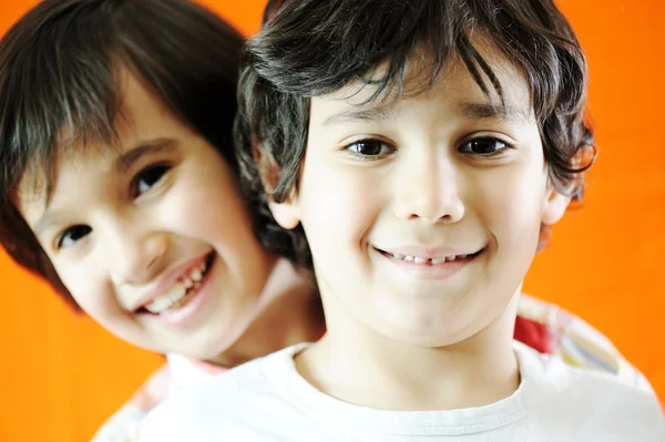 Retrato de primer plano del niño —  Fotos de Stock