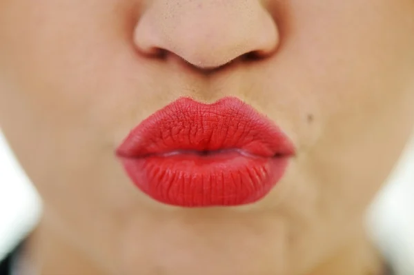 Vrouwelijke lippen close-up — Stockfoto