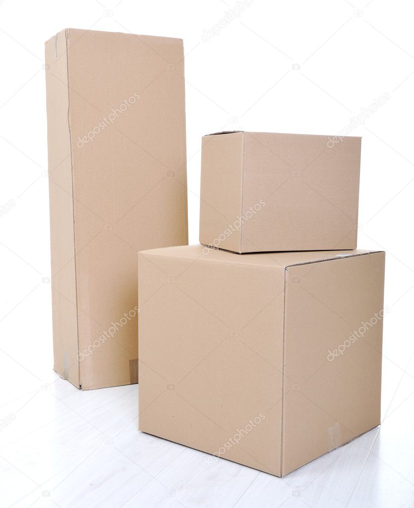 Paper box for packaging isolated