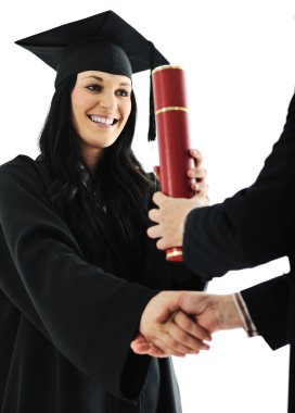 Lisansüstü kız öğrencinin diploma alma elbise