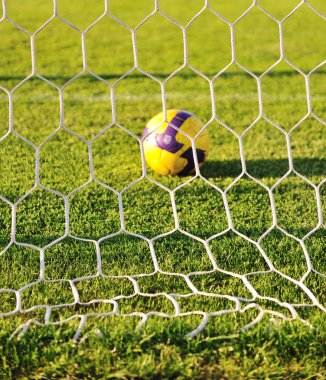 sahte çim futbol sahası