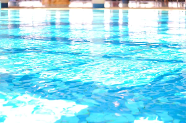 Su bella piscina, estate grande momento ! — Foto Stock