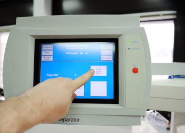 Hastanede vererek kan