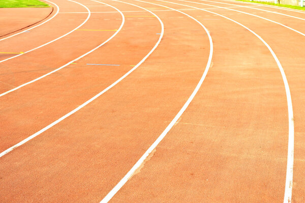 легкая атлетика на стадионе
