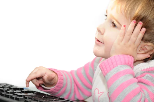 Baby auf Laptop — Stockfoto