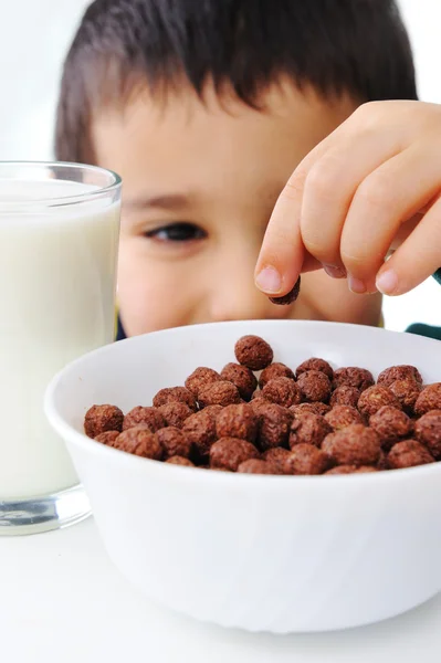Süt, pul, çocukluk — Stok fotoğraf