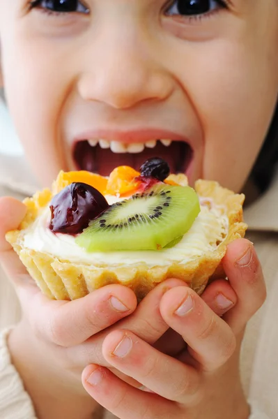 Erdbeerkuchen — Stockfoto