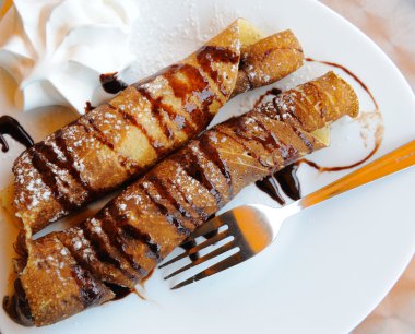 Sağlıklı ve sağlıksız yiyecekler