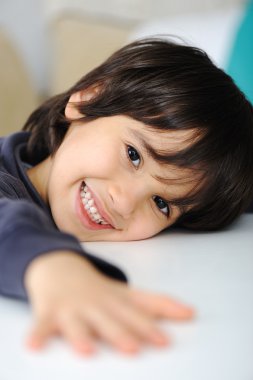 çok olumlu ve şirin çocuk