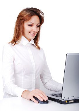 laptop gülümseyen üzerinde genç erkek
