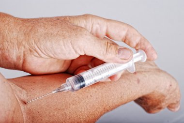Etkinlikler uyuşturucu bağımlısı ve bazı araçlar kullanılmış