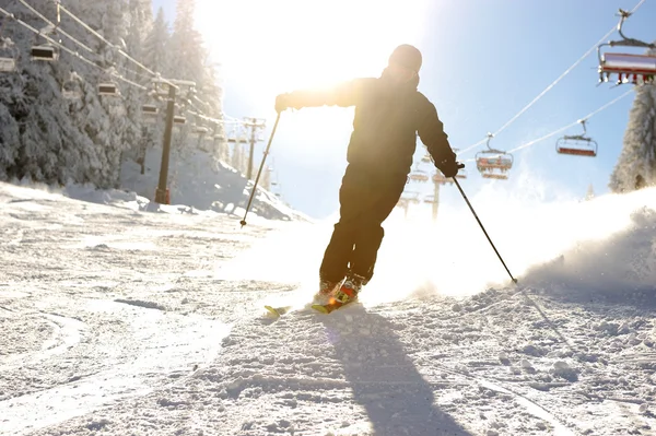 Schöne Szene, Skifahrer-Silhouette — Stockfoto