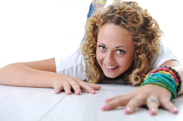 Adolescente rubia feliz chica sonriendo — Foto de Stock