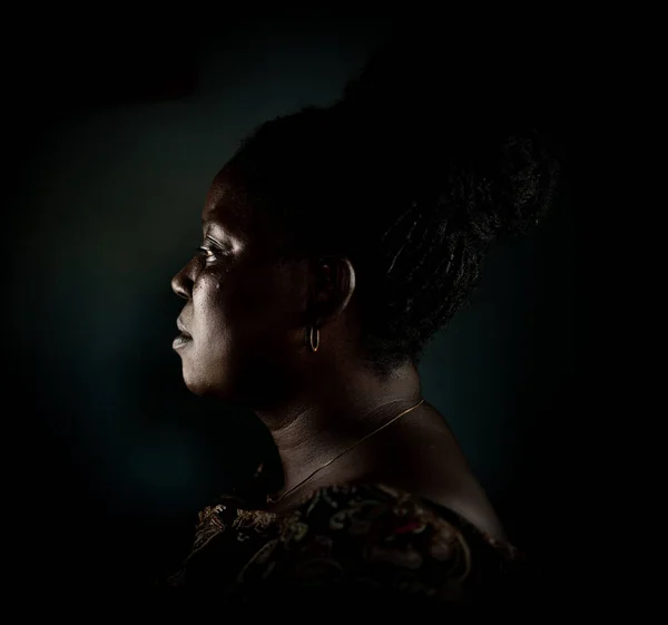 非洲老年黑人妇女肖像 — 图库照片