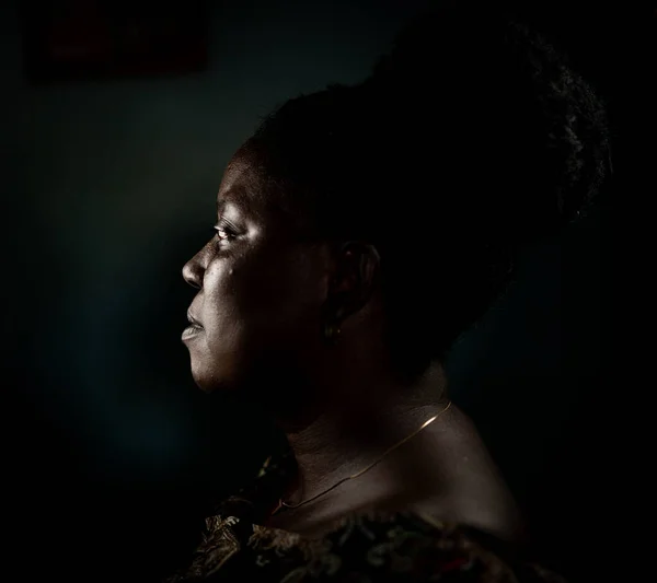 非洲老年黑人妇女肖像 — 图库照片