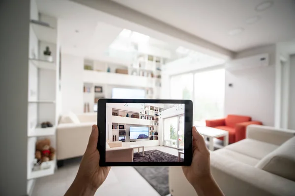 Διακόσμηση Διαμέρισμα με Augmented Πραγματικότητα Λογισμικό Εσωτερικού Σχεδιασμού — Φωτογραφία Αρχείου
