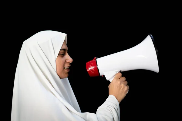 Mulher Árabe Com Hijab Gritando Através Megafone Para Hajj Meca — Fotografia de Stock