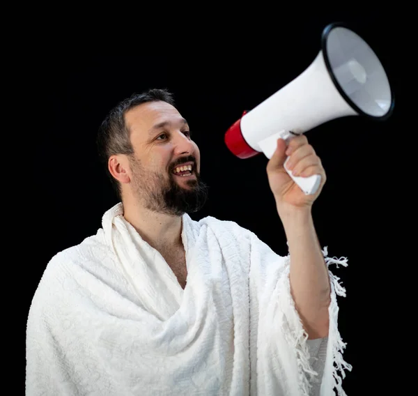 Bonito Homem Com Barba Gritando Através Megafone Para Hajj Mekkah — Fotografia de Stock