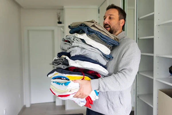 Man Tiding Outfit Large Wardrobe Closet Stylish Clothes Home Stuff — Stockfoto