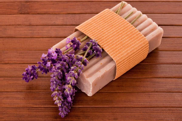 Lavender soap with blossoms — Stock Photo, Image